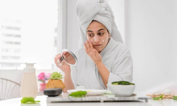 Skincare Tips for Various Seasons in Pakistan